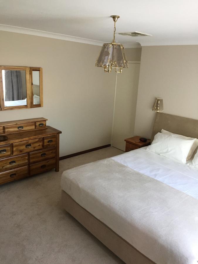 Murdoch Station Bed & Breakfast Perth Eksteriør billede
